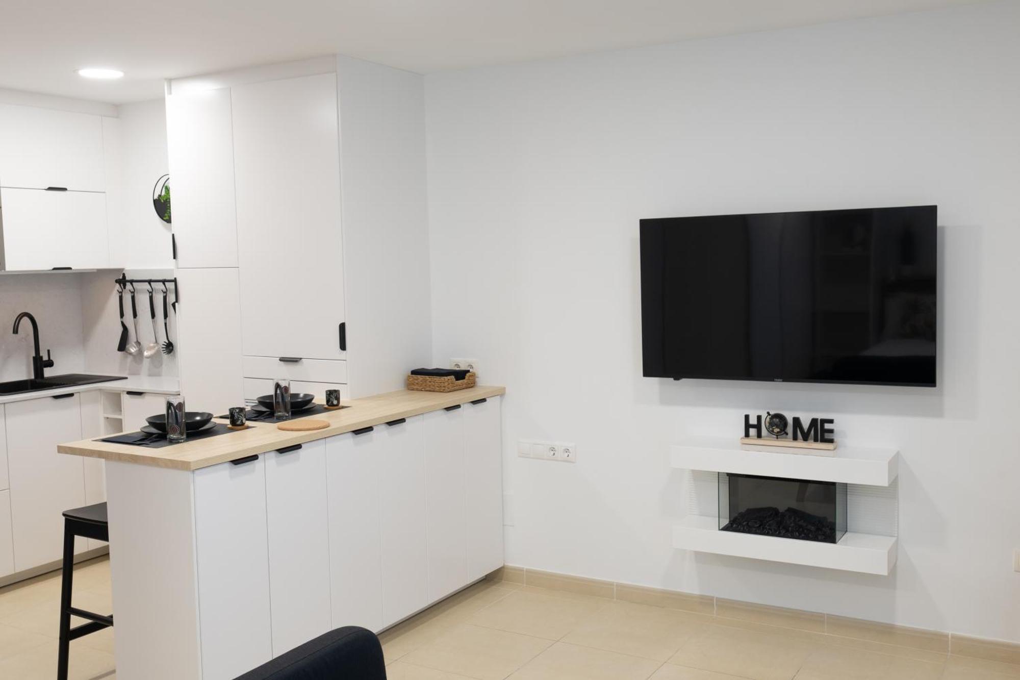 Апартаменты Miniloft Cee Con Wifi En El Centro Del Pueblo Экстерьер фото
